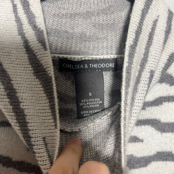 Chelsea & Theodore Striped Mock Neck Women’s Sweater - Picture 4 of 6